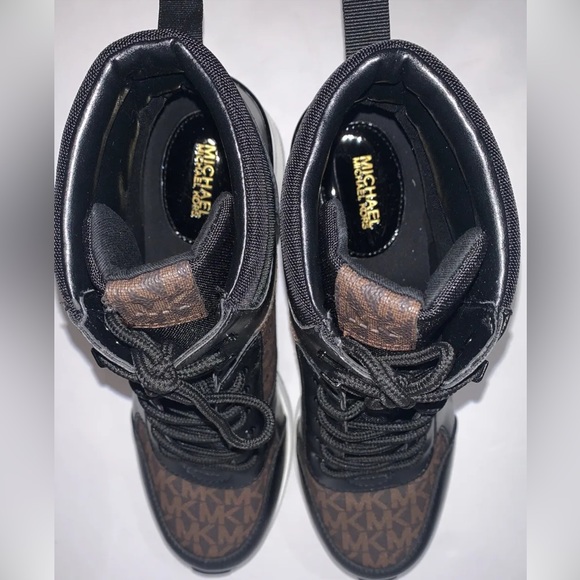 Michael Kors Women Wedge Sneaker Boots Black/Brown/white NWOB - Picture 5 of 12